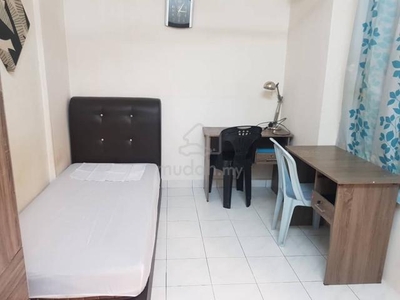 (Male) Single Room Lelaki Brunsfield Sek13 Shah Alam near MSU