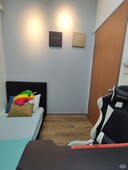 Cozy Fully Furnished Single Room at Suria Jaya e-SOFO [Easy Access to Facilities & Public Transport]