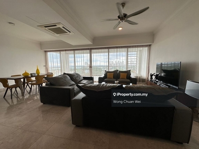 Luxury Condominium with seaview
