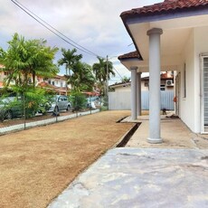 Nice Corner Double Storey Taman Merdeka Jaya, Batu Berendam