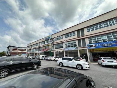 3 Storeys Shoplot For Sale, at 7 Mile near Airport, Empty New Unit