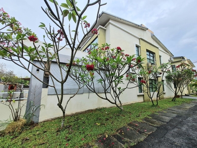 Double Storey Terrace @ Perdana College Heights, Nilai,