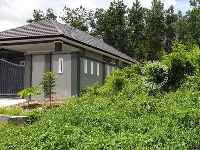 Dusun Tua Hulu Langat Lot 4,000 Kaki Persegi Status Bangunan