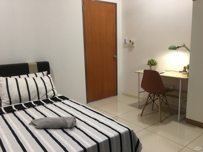 Exclusive Middle Room With Low $ For Rent @ Casa Green Bukit Jalil Kuala Lumpur - Newly renovated - Fully Furnished - Regular Cleaning Provided