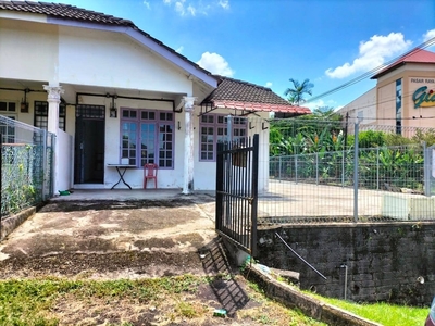 Taman Maju Jaya, Ulu Tiram Single Storey corner For Sale