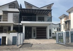 Semid D house for Sale Greenhill U10 Shah Alam