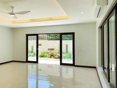 3 storey Semi D, For Sale, Nusa Tropika, Ulu Kelang @ Ampang, GOOD Condition