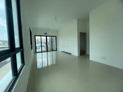Gem Suites Apartment FOR RENT at Stutong Baru BDC ✴️