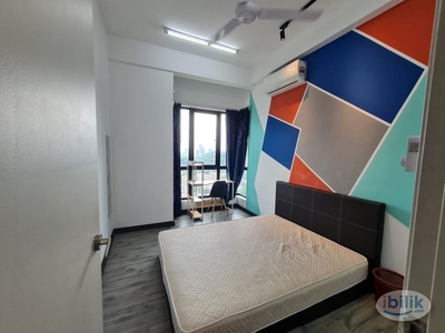 Near KTM Middle queen bedroom for rent at D'S ands Residence, Old Klang Road