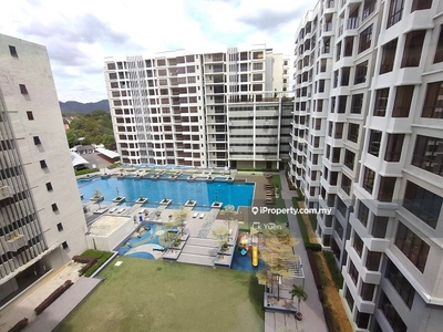 Pool view unit for sale at Upper East with fully furnished & freehold