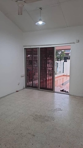 [RENTED] Sri Petaling Zone H 3 Bedrooms Single Storey Terrace House 20 x 80 sqft for RENT RM2100