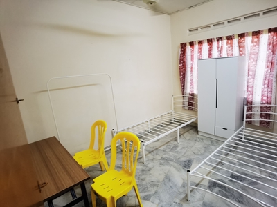 URGENT!! TWO PERSON SHARING ROOM* FULLY FURNISHED Include Utility in TBR Taman bunga Raya (3mins walking to TARUMT))