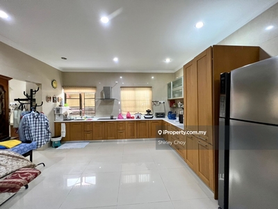 Fully renovated & well maintained 2 sty semi-d @Ampang Beverly height