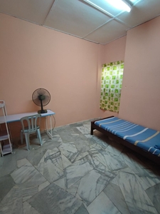 2nd bedroom@ Sri Anggerik 2 Apartment (For rent)