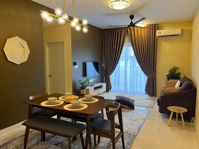 ALANIS RESIDENCE AT SEPANG KLIA (FULLY FURNISHED HOUSE + 2 BEDROOM APARTMENT FOR RENT)