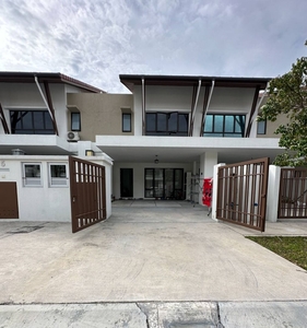 [Fully Renovated] Double Storey Terrace House @ Serene Height Bangi (Dahlia)