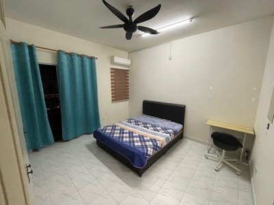 Hostel/ Homestay Room Rental Bilik Sewa Taman YPJ Kulai Kota Tinggi