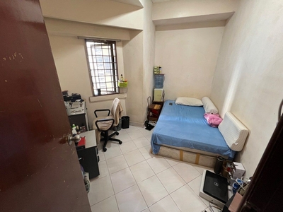 KL Room rent villa puteri condominium near pwtc