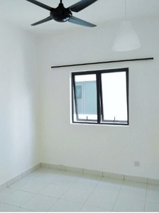 Middle ROOM for Rent - Wanita-Single Stay