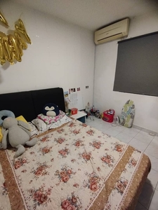 No Depo - Middle Room for Rent (Sharing/Non Sharing) Near LRT