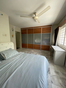 Private Room near MRT Bangsar for Rent