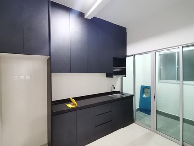 Razak City@Sungai Besi Brand New 3Bedroom Unit For Rent