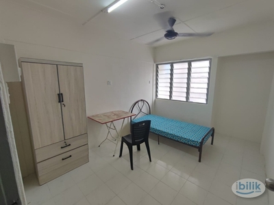 Single Room at Jelutong, Penang
