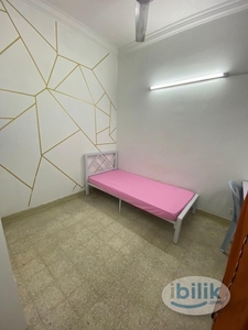 SS2 Female Unit Budget Room For Rent Single-Room