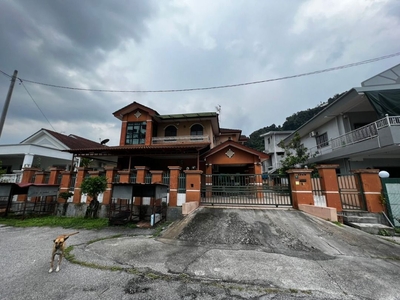 WTS - Bercham 2 Storey Bungalow Fully Renovated