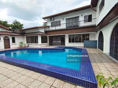 2 Sty Bungalow with Private Swimming Pool
