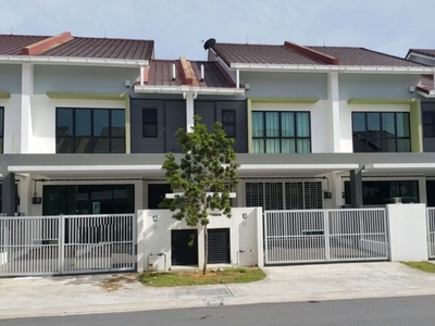 Cyberjaya House 24x80 Superlinkhouse , 2024 below market price with rebate 30% near KL