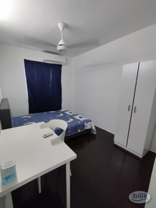【Bangsar South】Queen Bed Room + Fully Furnished