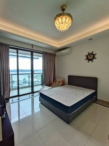 For Rent Room R&F @ Balcony Seaview Room 1600 @ Private Washing Machine @ Private Balcony