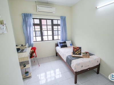 Single Room with Fan & Window (partition) for Rent at Damansara Jaya