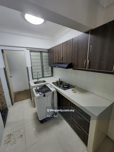 Lakeview Apartment Taman Jasa Pewira Batu Caves, Kitchen Cabinet