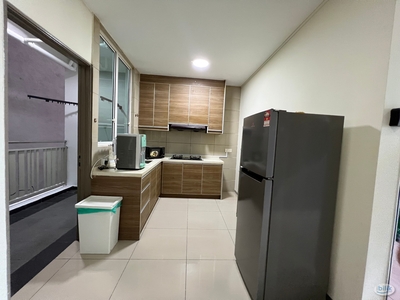 [Low Density] Room Rent at located above setapak central mall [room with own bathroom]