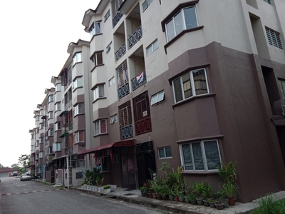 Low Floor Cheapest Apartment Nilai Perdana for Rent