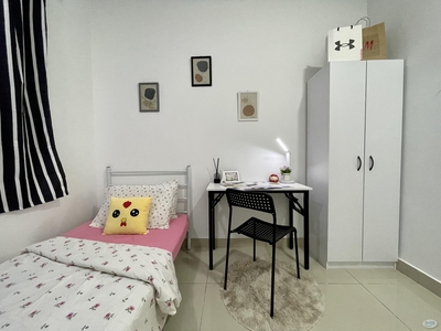 Middle Room for Rent at SENTUL FREE Bus to MRT, LRT & KTM