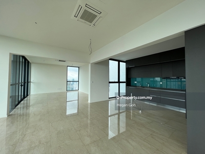 Penthouse for sale at 10 Stonor. 360' view