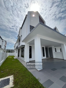 Semi-D house Phase Graciae for sell