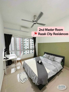 Woww!! Hottest & Cozy Master Room at Razak City Residences Nearby TRX
