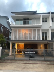For Sale 3 Storey Semi-D @ Chemara Hills, Seremban