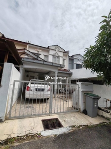 Double Storey Terrace House @0Cheng Perdana