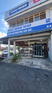 Kawasan Perindustrian Taman University Jalan Perdagangan 3 1.5 Storey Link Factory Corner Lot For Sale Selesa Jaya