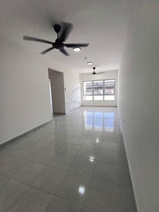[PARTIALLY FURNISHED] Aspire Residence Apartment at Cyberjaya for Sale
