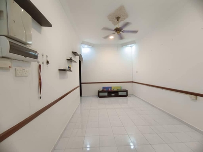 Taman Pulai Utama Single Storey Terrace House For Rent