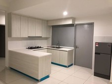 Master Bedroom with attached toilet in Luxury Condo for rent at 1Tebrau Johor Bahru. Near JB CIQ!