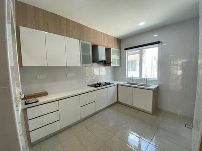 2-storey house , Penduline @ bandar rimbayu , kota kemuning - Kitchen cabinet