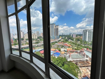 Below Market Value| Corner Lot Putra Majestik Condominium For Sale