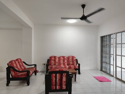 Kulai For Rent / Taman Sri Putri Terrace House / Partially Furnish